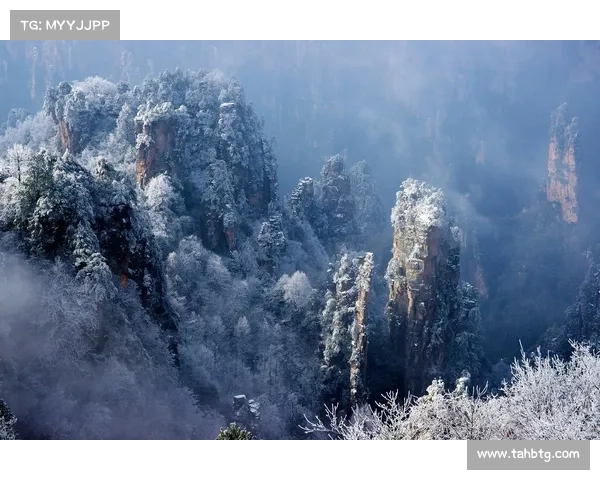 冬日秘境探索全攻略 寻访雪景、冰湖与温泉的完美之旅 冬日秘境探索全攻略 寻访雪景、冰湖与温泉的完美之旅