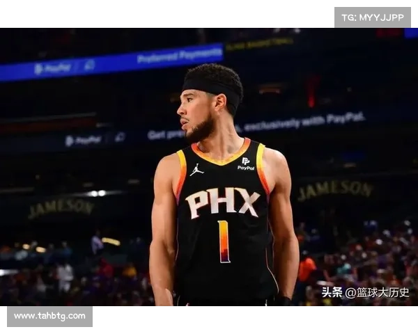 德文·布克凭借领导风范崭露头角 成为球队无可争议的核心领袖